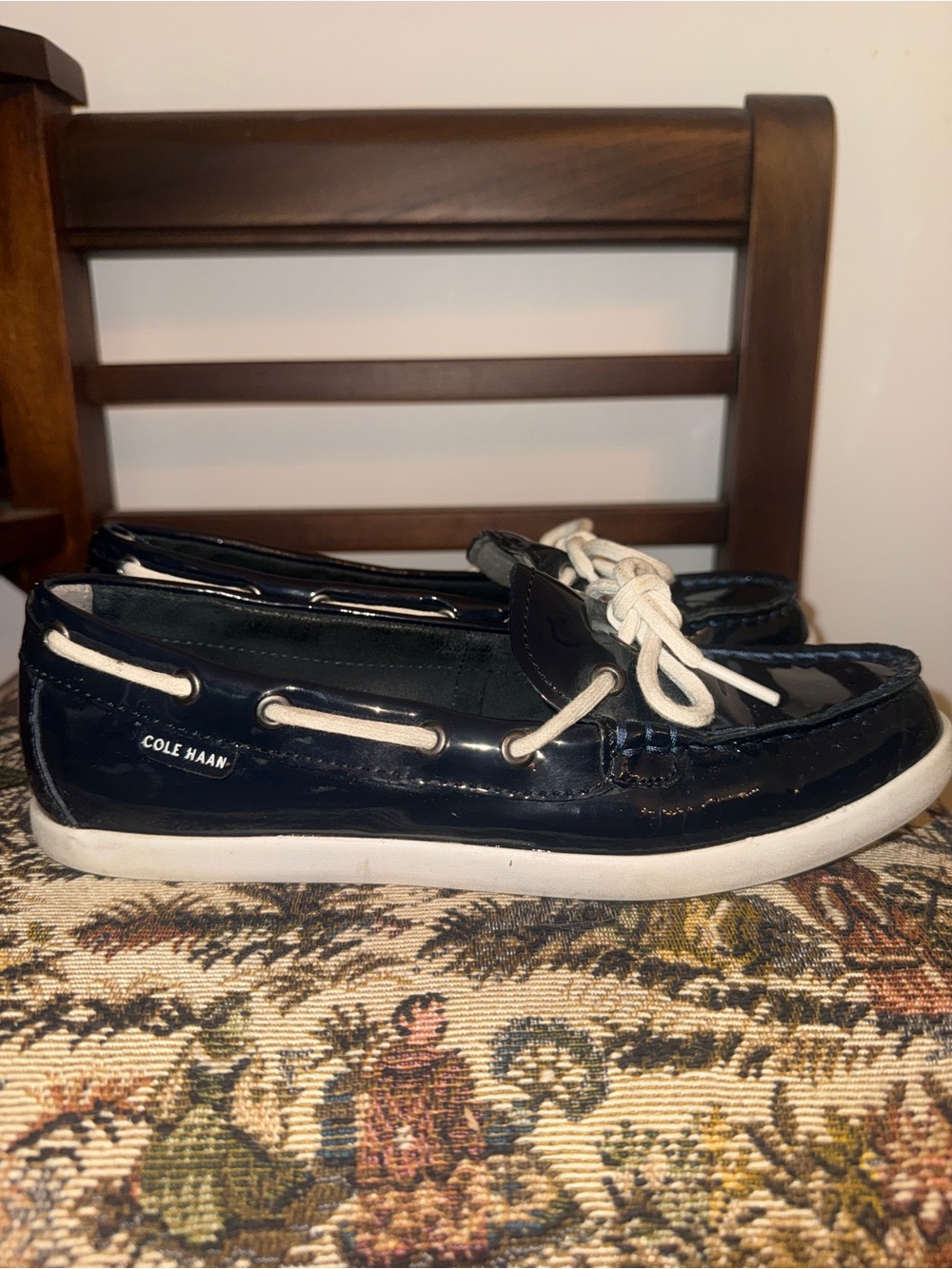 Cole Haan Nantucket Camp Moccasins Navy Patent Leather Boat Shoes Women’s 7.5B - Picture 6 of 12